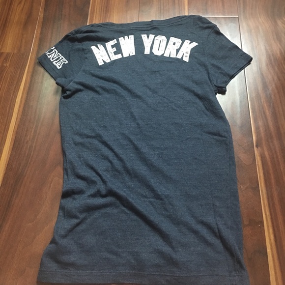 Victoria's Secret PINk Yankees V neck t-shirt - Picture 6 of 7