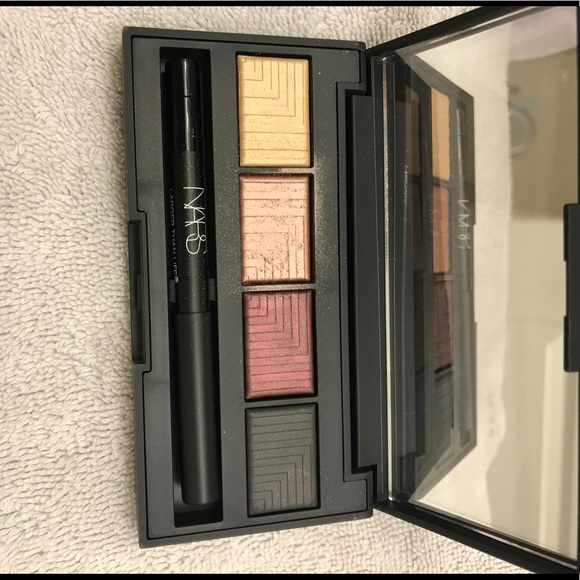 NARS makeup bundle - Picture 3 of 8