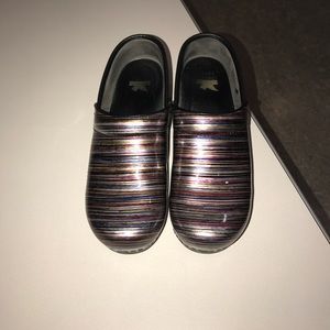 Dansko pro XP clogs