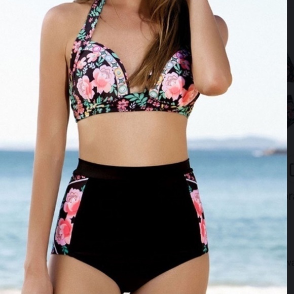 PLUS✨HP5⭐️RATED  Floral High Waisted Halter bikini - Picture 2 of 7