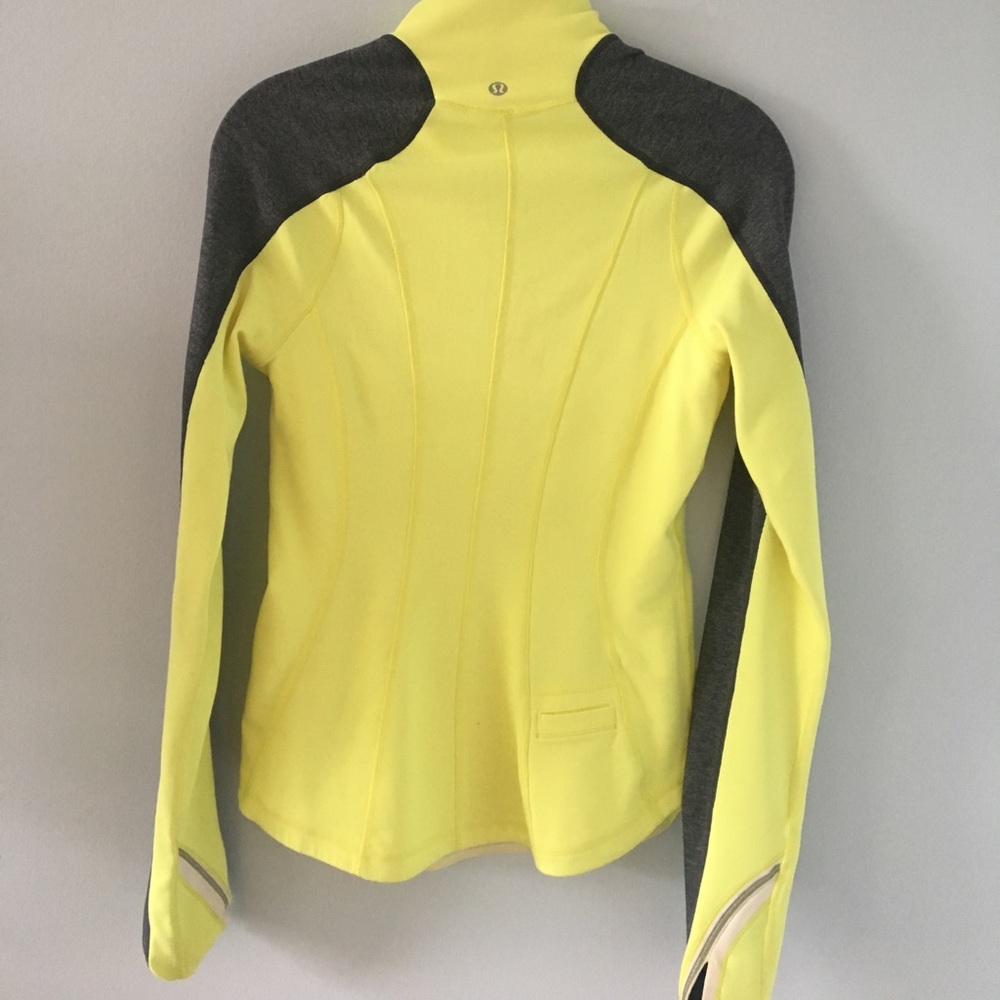 Reversible Lululemon Pullover - image 7