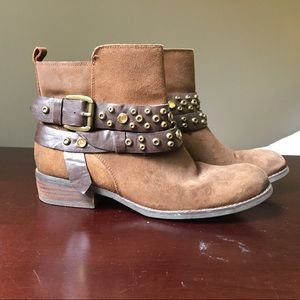 Guess boots!