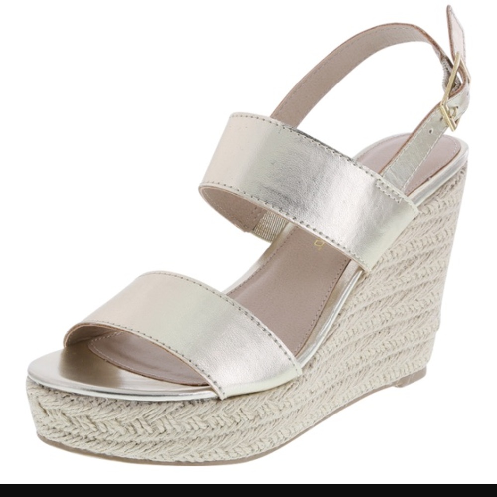 Montego Bay Gold Wedges