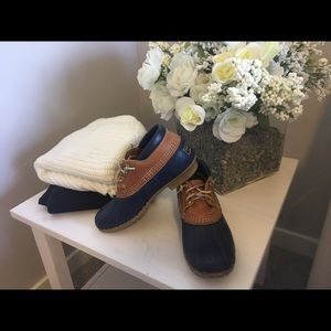 Navy & Cognac Ankle Bean Booties