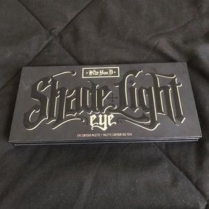 Kat Von D Shade Light