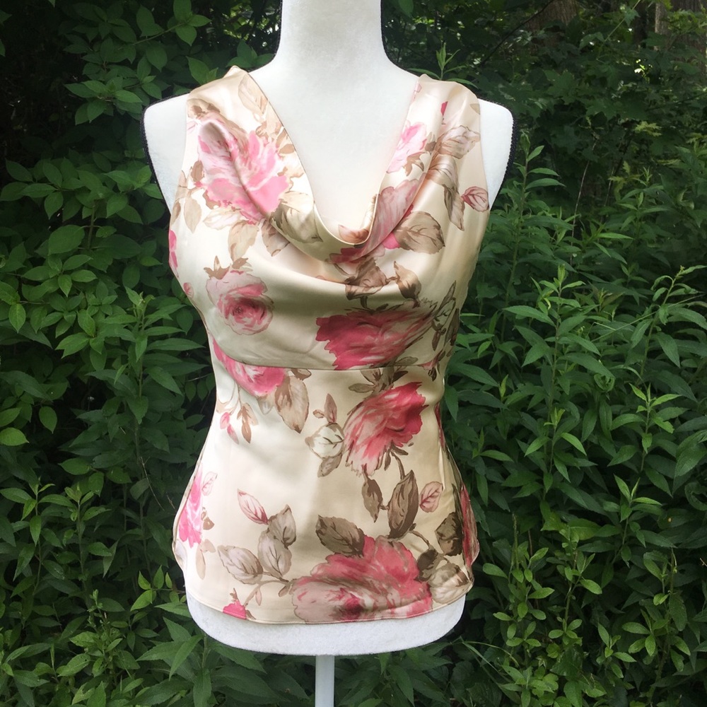 Banana Republic Silk Sleeveless Blouse. (Size XS)