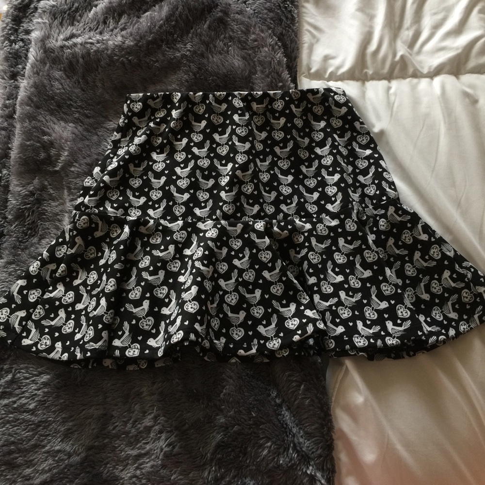 Aéropostale black and white tennis skirt