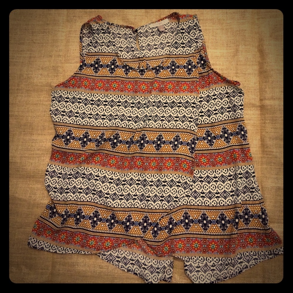 Flowy printed tank top