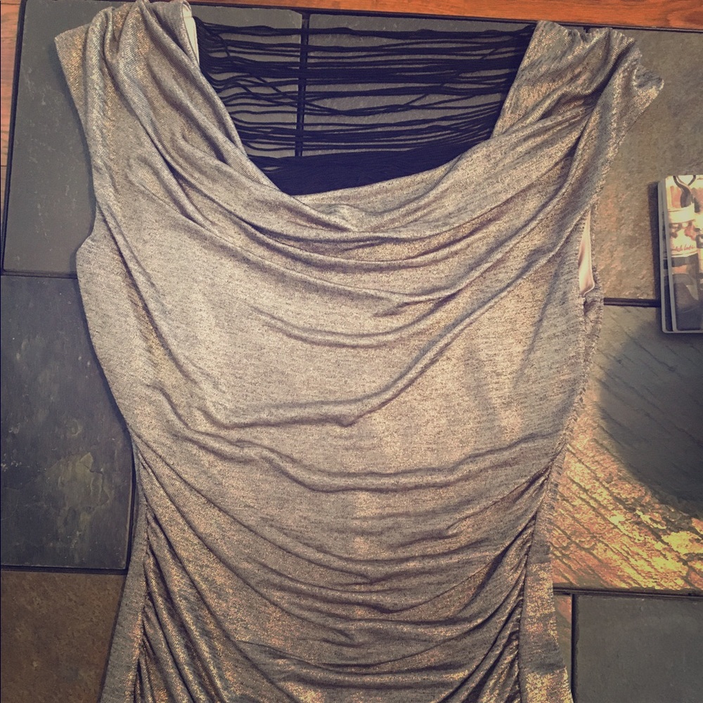 Women's gold and black top size XS