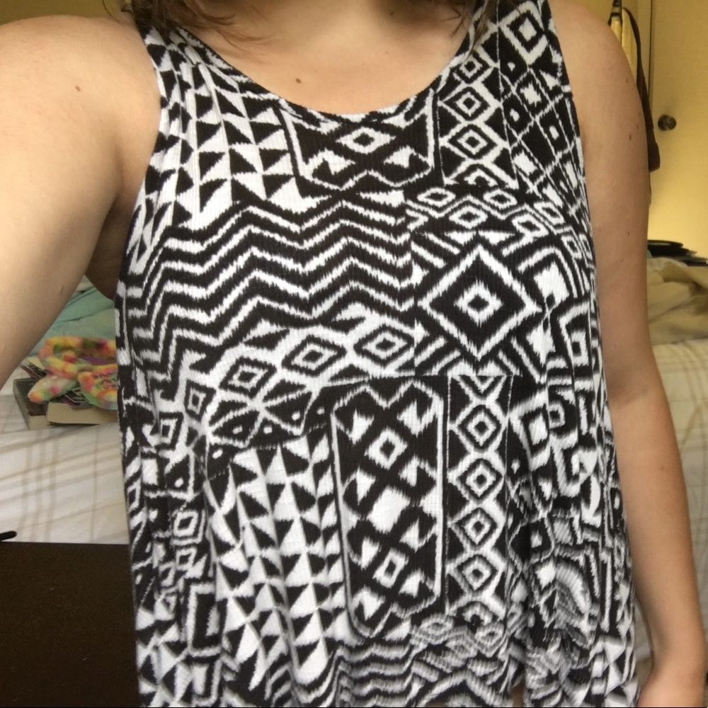 Cute flirty top perfect for the summer