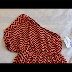 ONE SHOULDER BLACK AND ORANGE CHEVRON DRESS