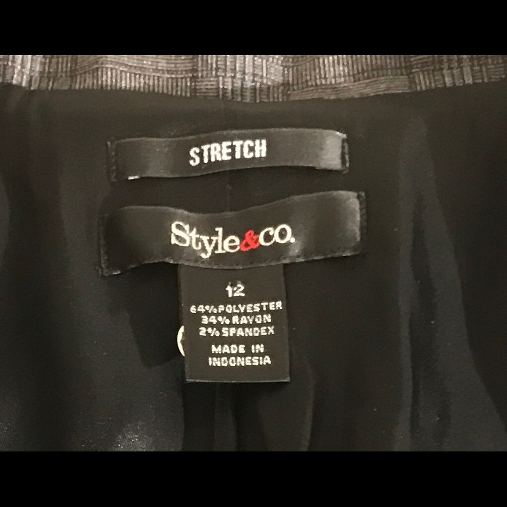 Style & Co. - Picture 6 of 6