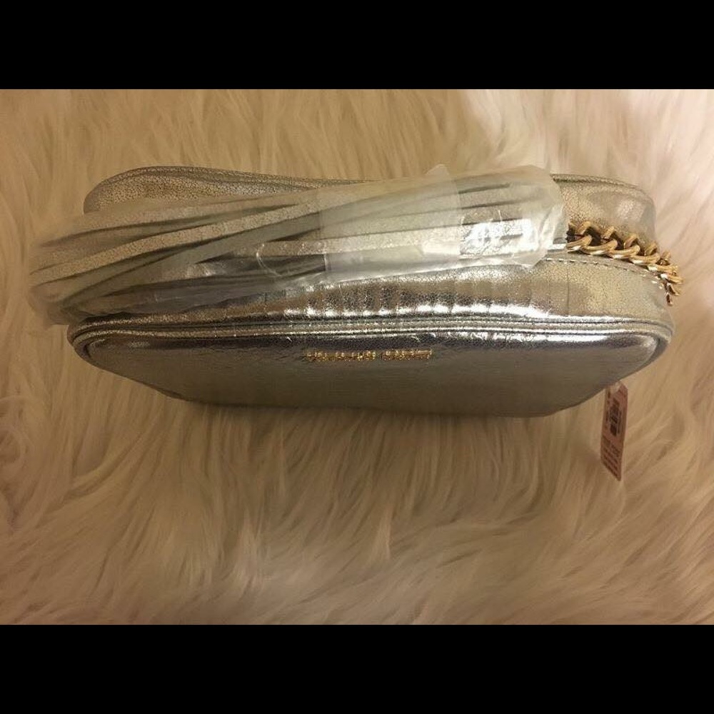 Victoria Secret Limited Edition Crossbody - Picture 3 of 6