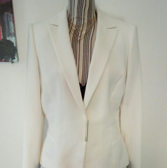 Calvin Klein suit - Picture 4 of 4