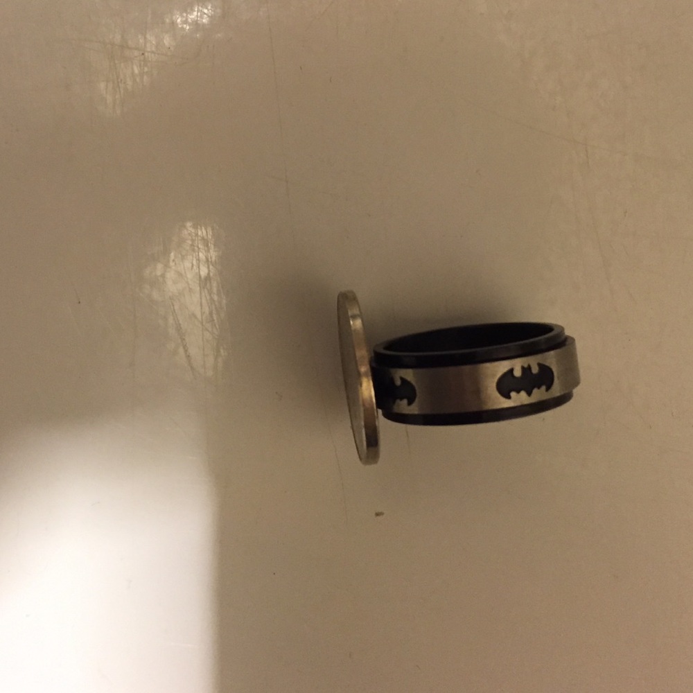 Batman Ring - Picture 3 of 4