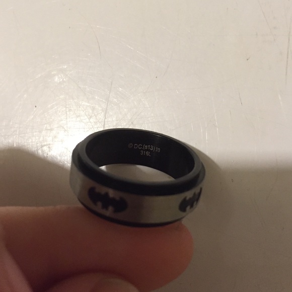 Batman Ring - Picture 4 of 4