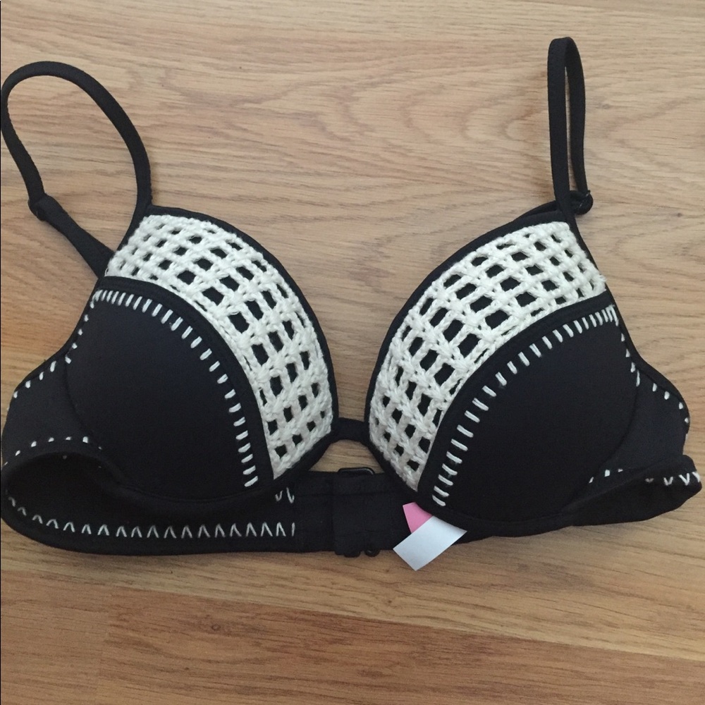 NWOT Victoria's Secret Bikini