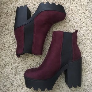 Soda Maroon Booties