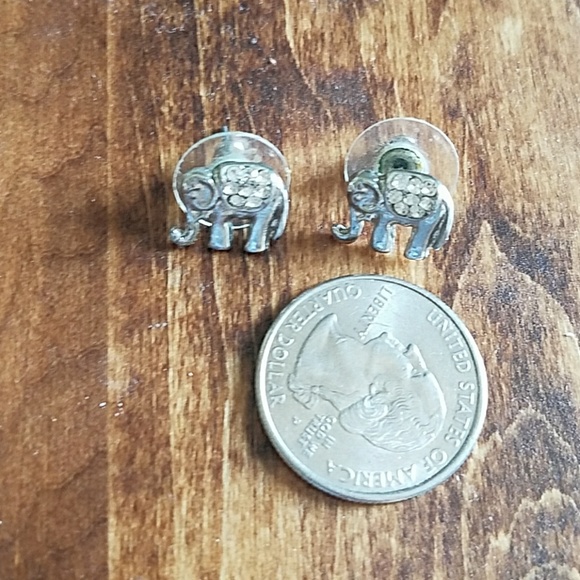 Rhinestone Elephant Studs - Picture 2 of 2