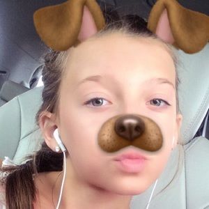 Meet your Posher, Valerie