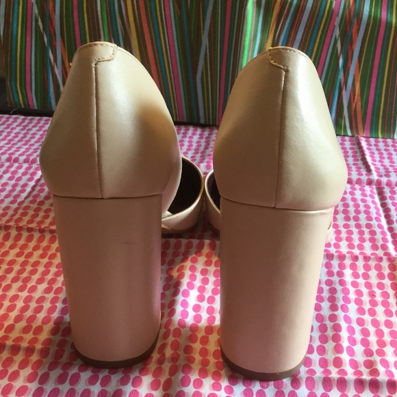 BCBGENERATION on trend block heels! Sz 10. - Picture 3 of 6