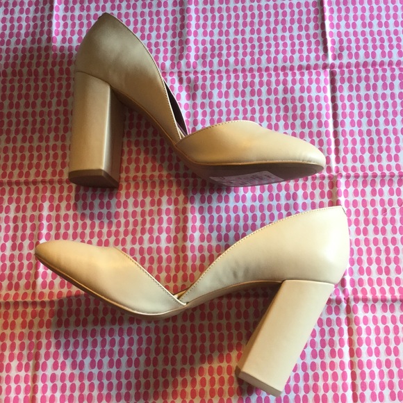 BCBGENERATION on trend block heels! Sz 10. - Picture 4 of 6