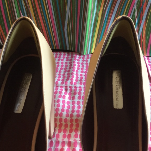 BCBGENERATION on trend block heels! Sz 10. - Picture 5 of 6