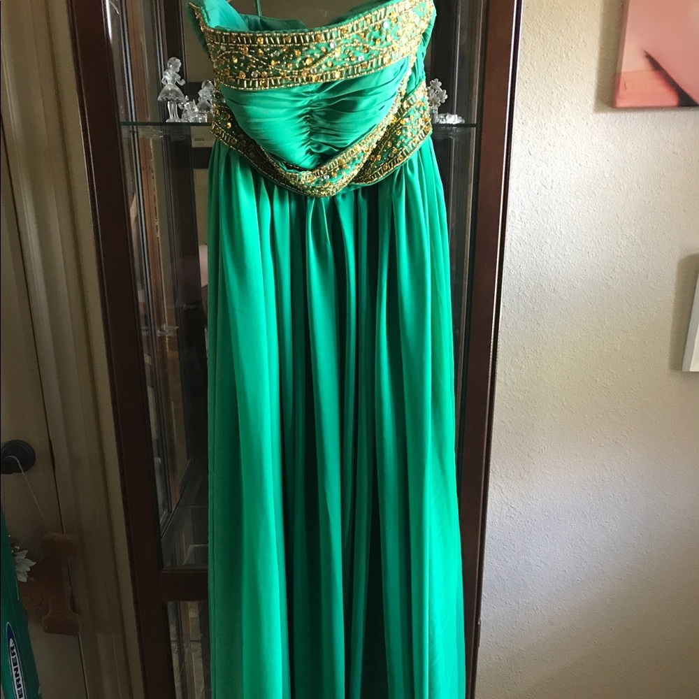 Prom dress
