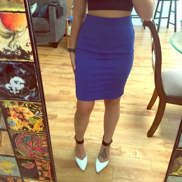 Beautiful Blue Express Pencil Skirt - Picture 1 of 2