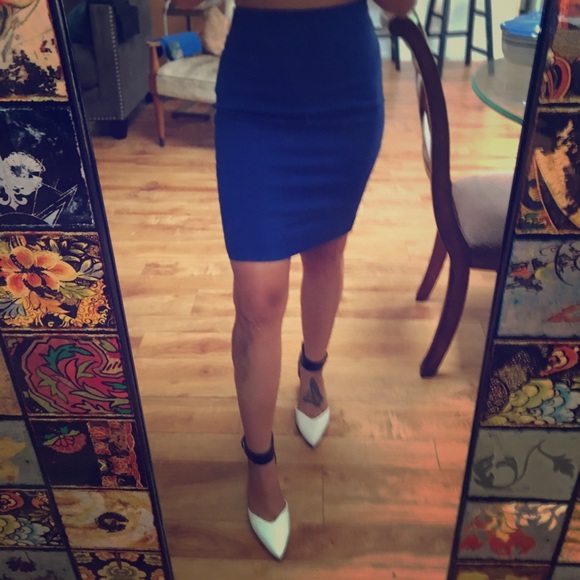 Beautiful Blue Express Pencil Skirt - Picture 2 of 2
