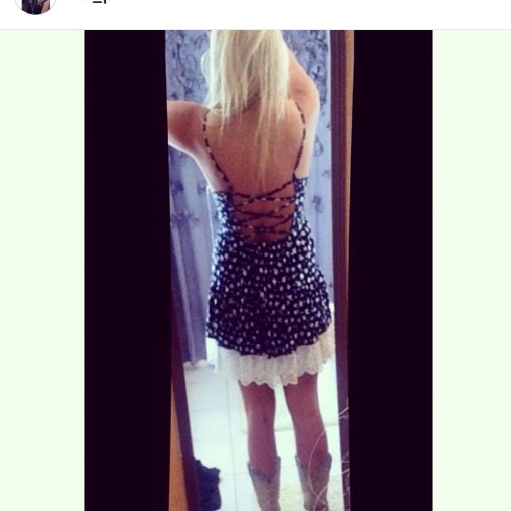 Gorgeous dress never worn!