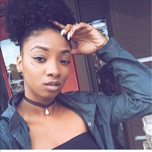 Black La'Pearl Choker