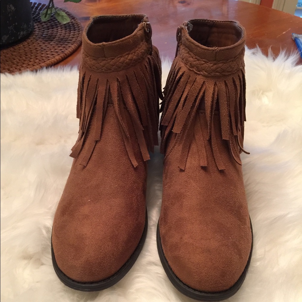 Leather Suede Fringed Ankle Booties