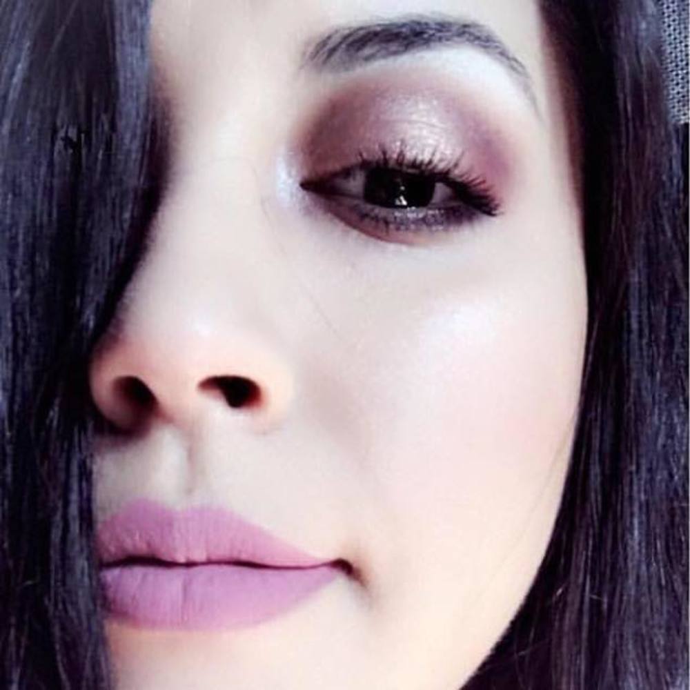 Meet your Posher, Noemi