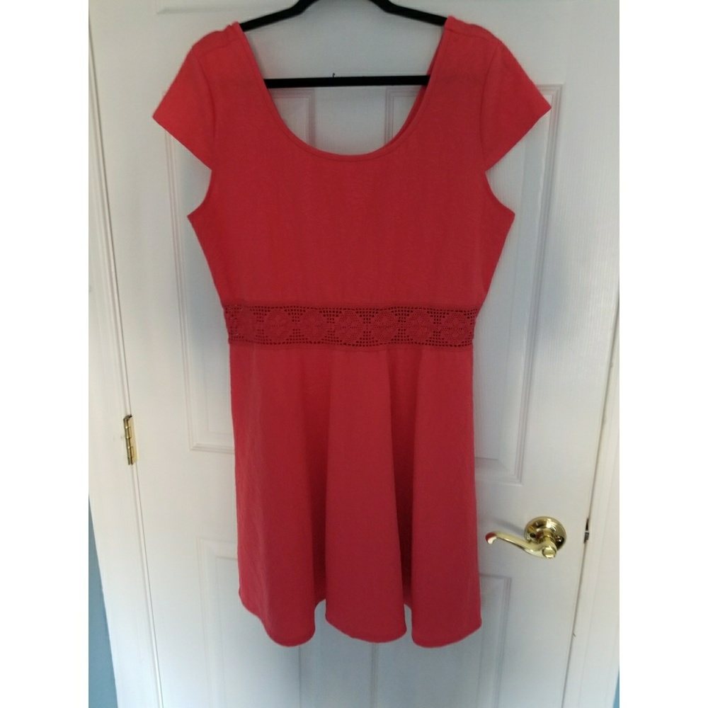 NEW pink dress, with beautiful detail.