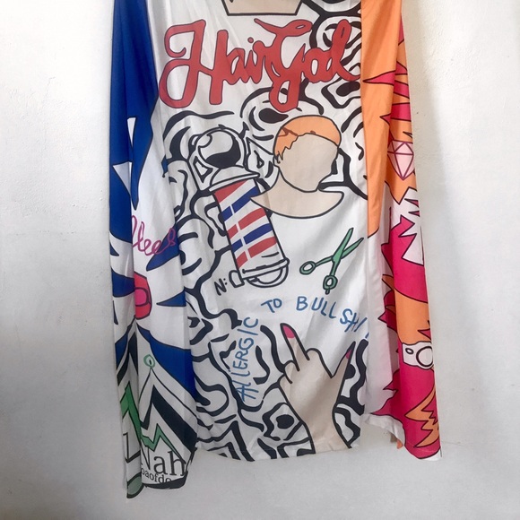 Cape - Picture 2 of 3