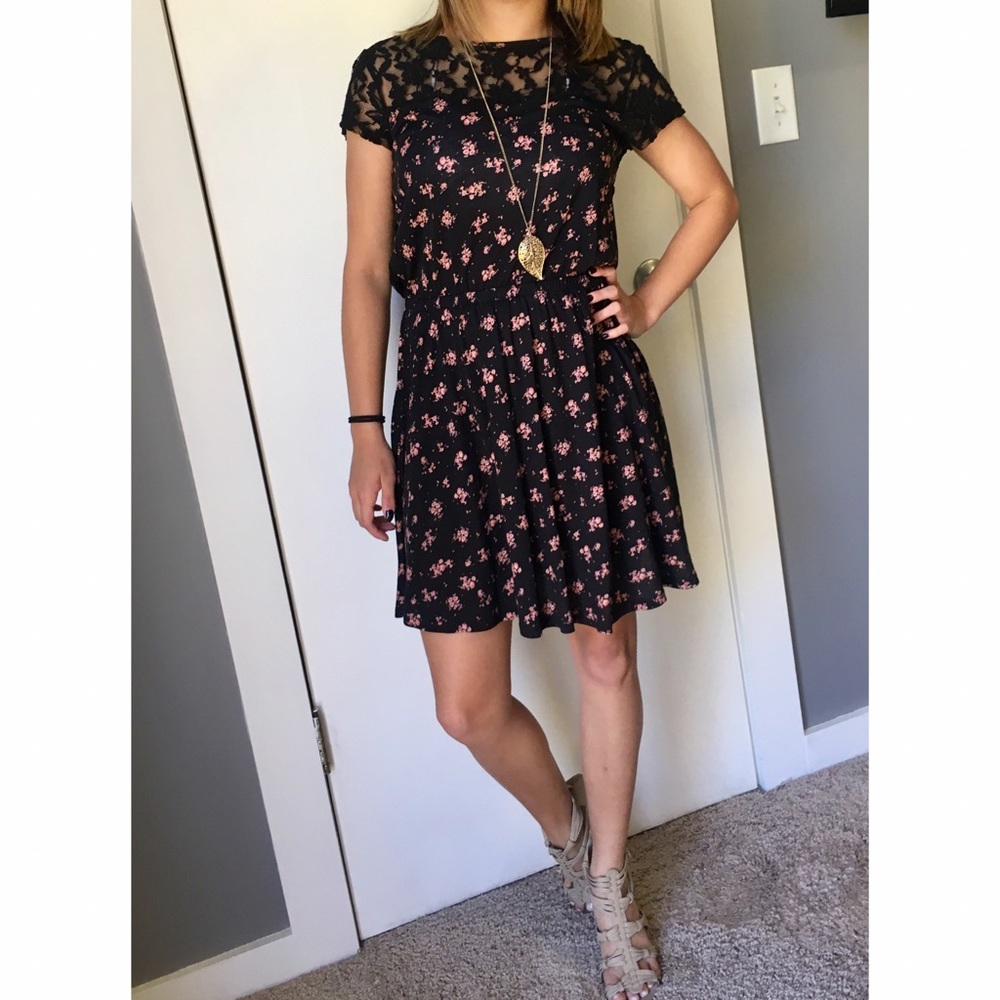 Floral dress with lace back