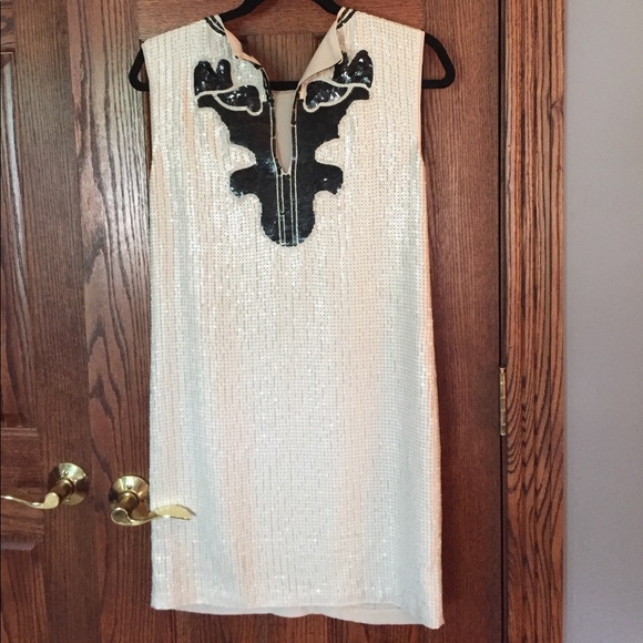 BCBG OCCASION DRESS - Picture 3 of 8