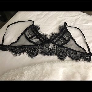 Black eyelash lace bra