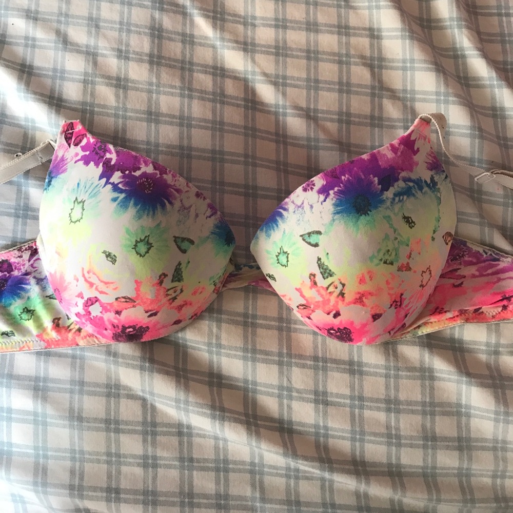 Victoria's Secret (PINK) Push-Up Bra 34C