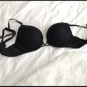 Black bombshell bra