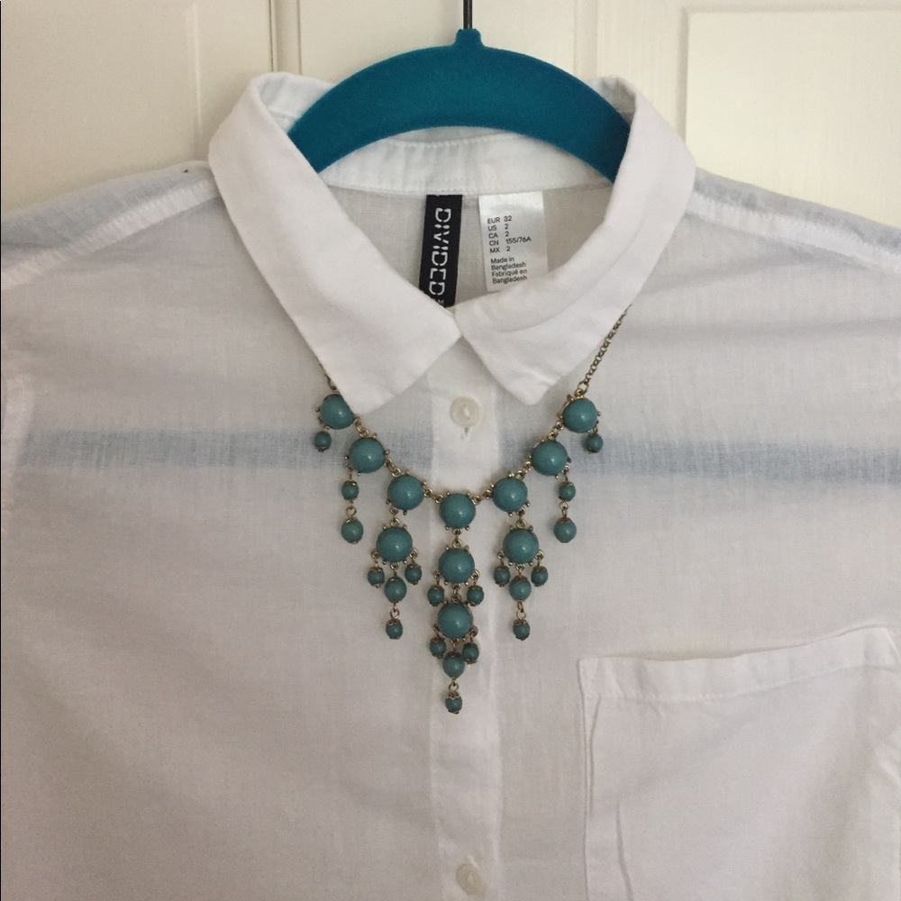 NWOT Statement teal necklace from Francesca's