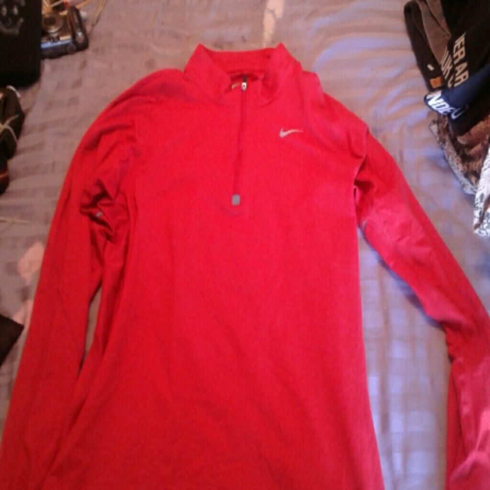 nike dri-fit sweat shirt