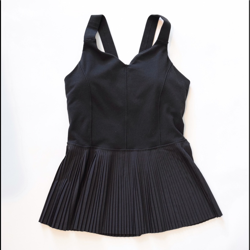 Lululemon Peplum Top size 8