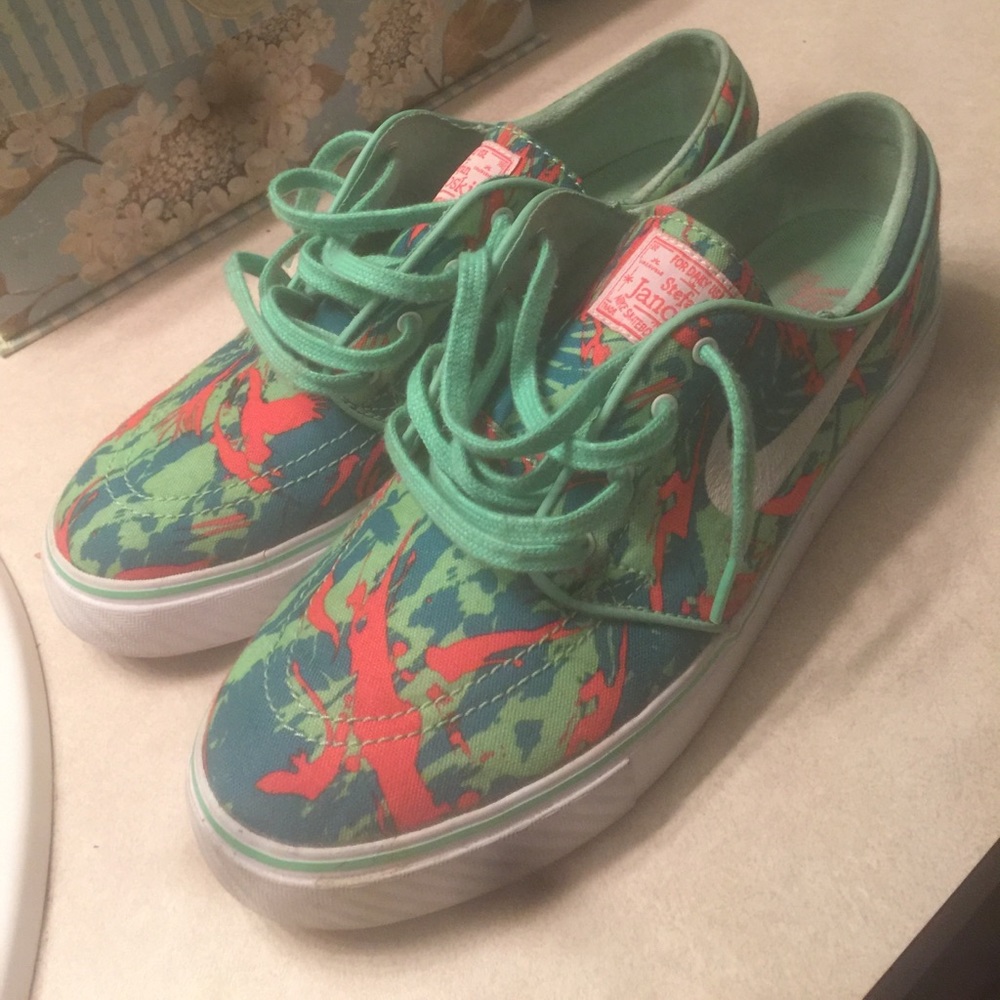 Come get em need em gone