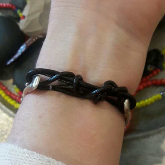 🛑SOLD🛑 Vintage Signed Needle PtTurquoise Cuff - Picture 7 of 8