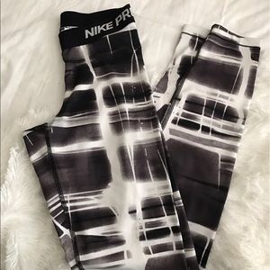 Nike athletic legging