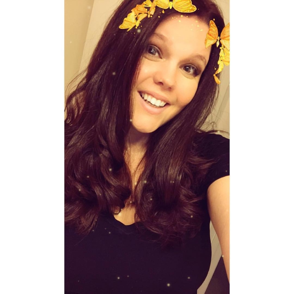 Meet your Posher, Alyssa