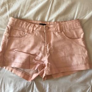 Pink short