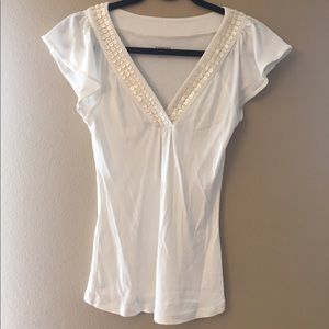 Express v-neck flutter tee with neck detailing